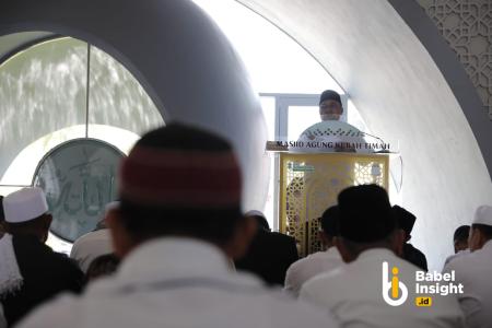 Khutbah Jumat Erzaldi, Adab sebelum Ilmu