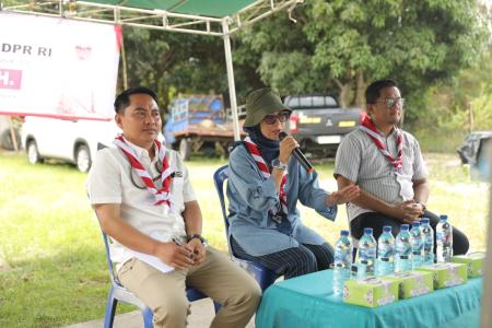 Lanjutkan Reses, Melati Apresiasi Inovasi Petani Lubuk Besar