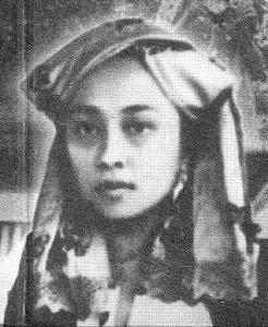 Roehana Koeddoes, Wartawati Pertama Indonesia, Berjuang Lewat Tinta Emasnya 